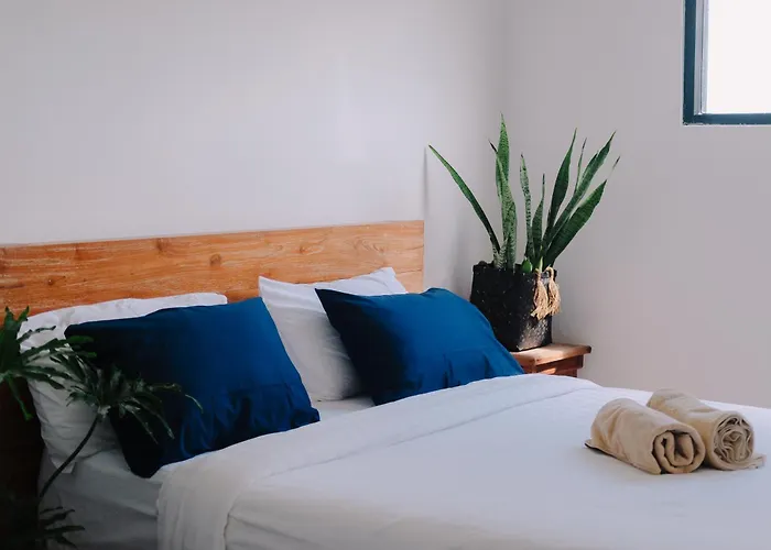 Lily House Kedungu Accommodatie bij particulieren